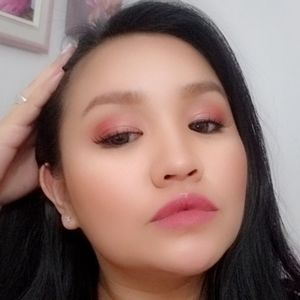 Meet your Posher, Claire